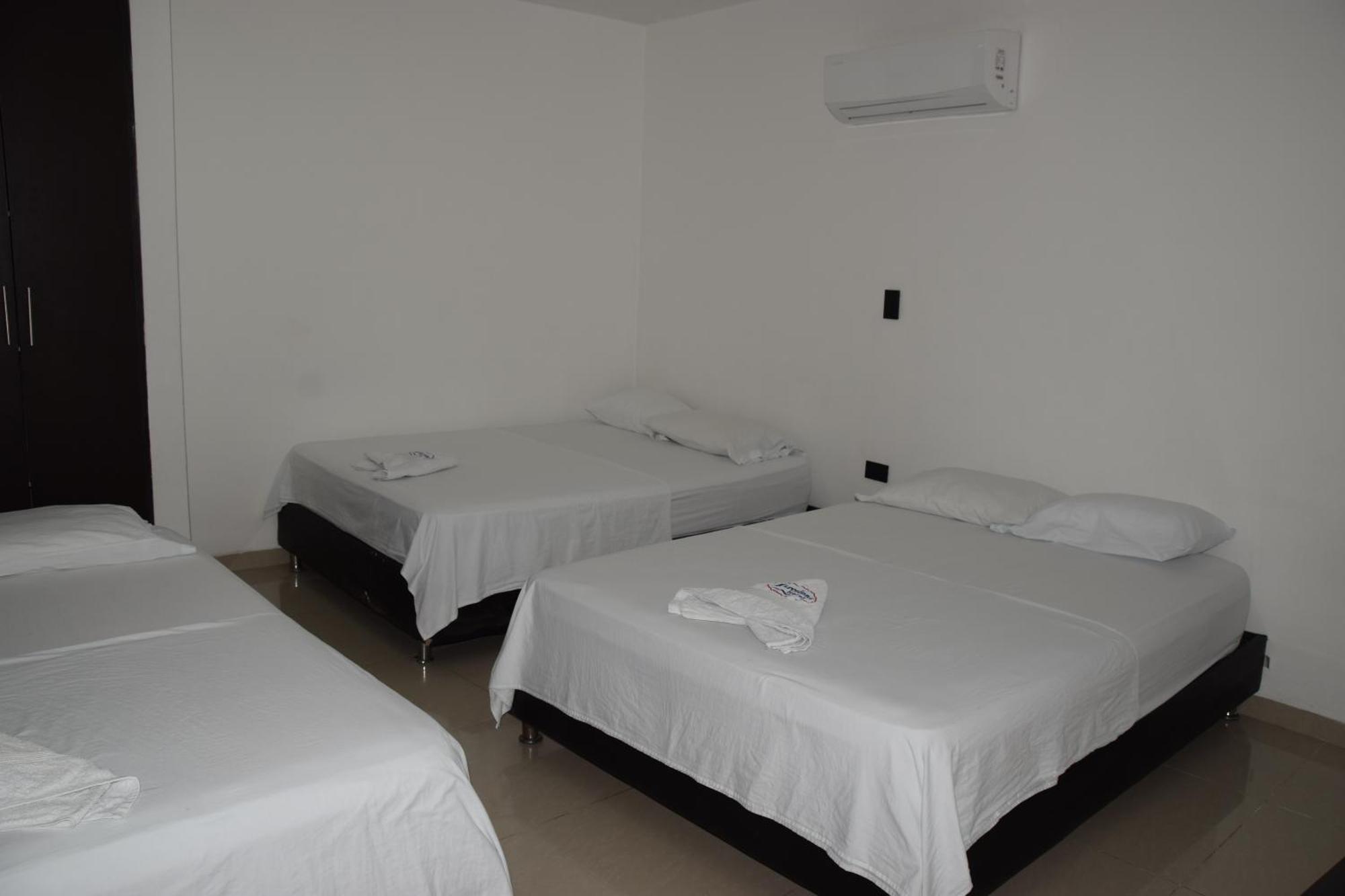 Hotel Barcelona Montería 外观 照片